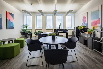 Lounge Bereich im Coworking Space Offenbach nahe Frankfurt.