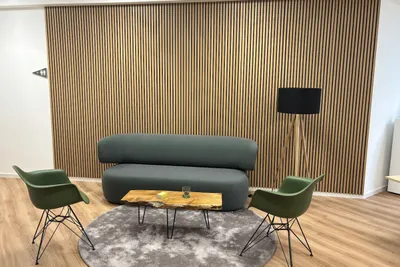 Lounge im Rivvers Coworking Space Schmitten